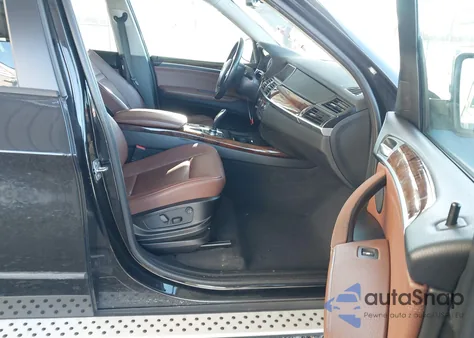 2012 BMW X5 xDrive35D z USA, uszkodzony, nr VIN 5UXZW0C59CL667566